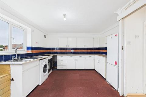 undefined, Icknield Close, Hitchin SG5