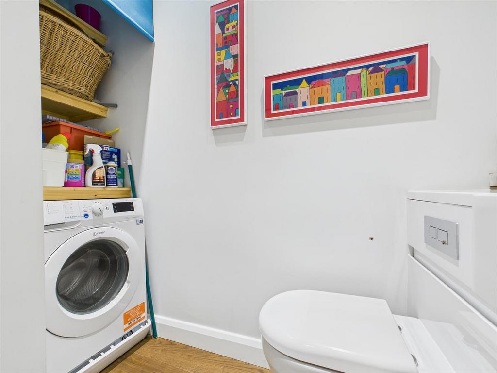 CAM05251 G0-PR0094-STILL016.jpg