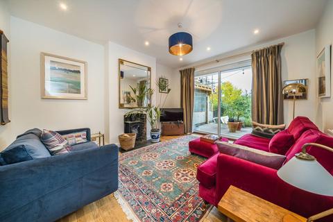 59 Park House Gardens, Twickenham, TW1 2DF