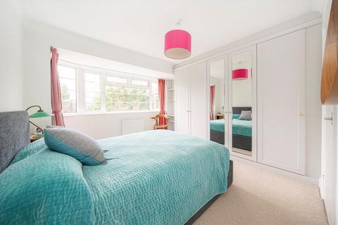 59 Park House Gardens, Twickenham, TW1 2DF