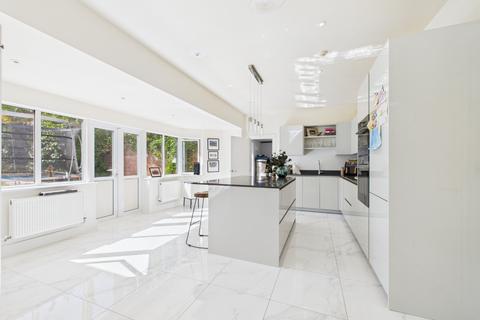 5 bedroom semi-detached house for sale, Orchard Road, Bromley BR1