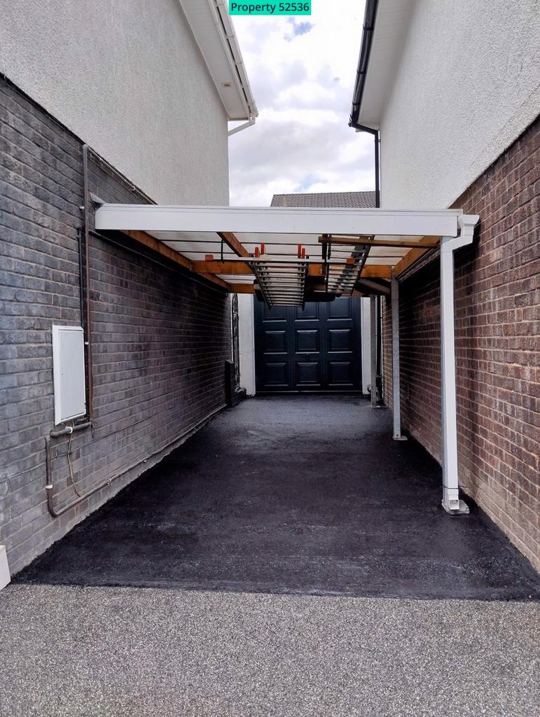 Car port
