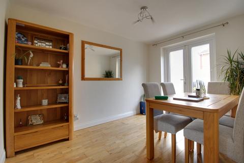 3 bedroom detached house for sale, Yeats Close, Swindon, SN25