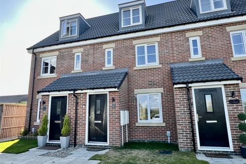 3 bedroom terraced house for sale, Blackberry Grove, Darlington