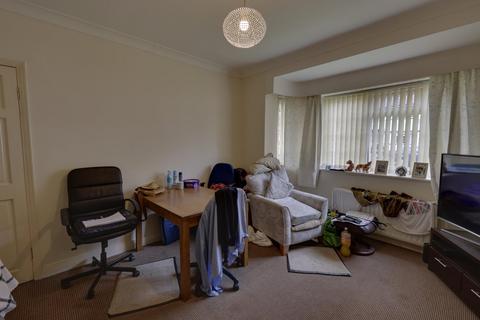 undefined, Redesdale Gardens, Leeds, West Yorkshire, LS16