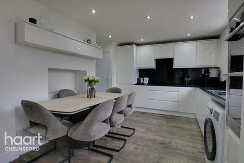 4 bedroom terraced house for sale, Harewood Road, Chelmsford