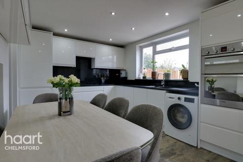 4 bedroom terraced house for sale, Harewood Road, Chelmsford