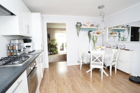undefined, Larwood Drive, Ravenscliffe, Bradford