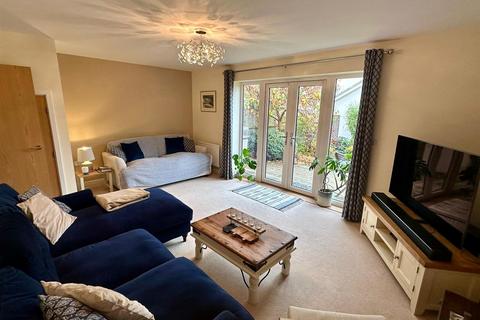 3 bedroom semi-detached house for sale, Moorcroft Lane, Hereford