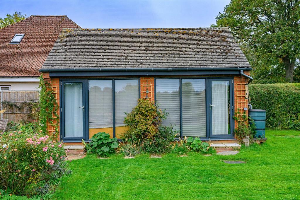 Garden Office &amp; Workshop