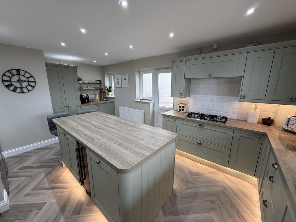 Kitchen/Breakfast Room