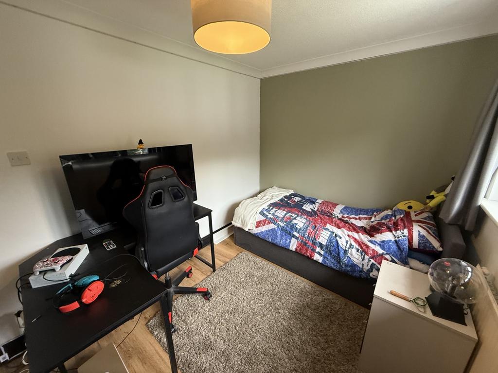 Rear Bedroom 4