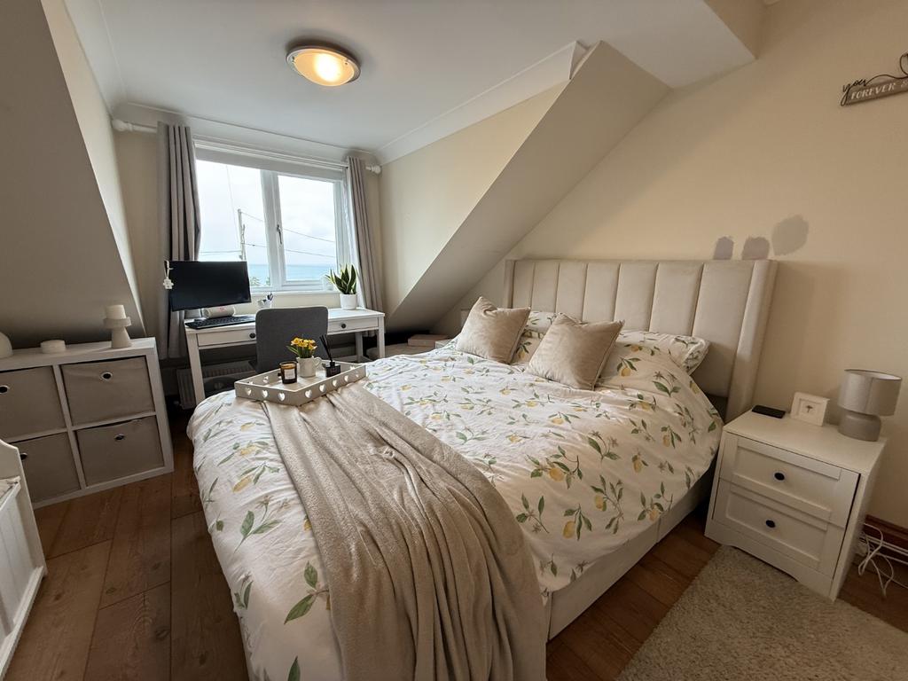 Double Bedroom 5
