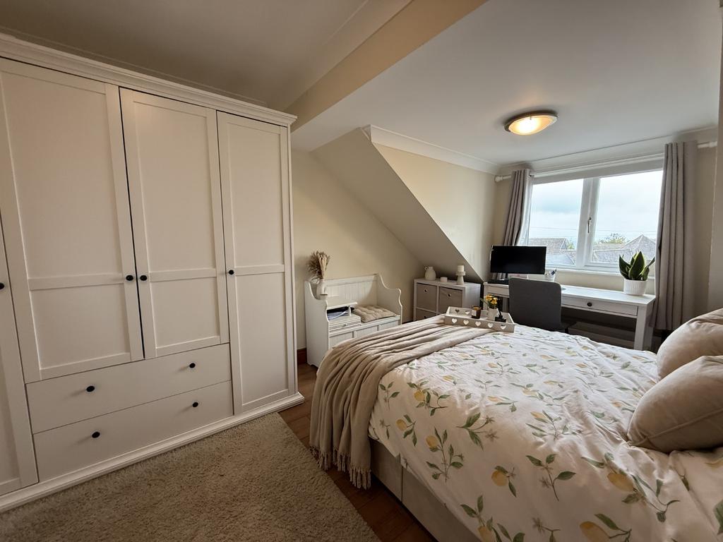 Double Bedroom 5