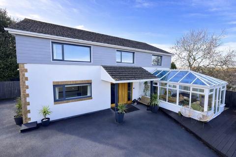 4 bedroom detached house for sale, Mount Raleigh Drive, Bideford