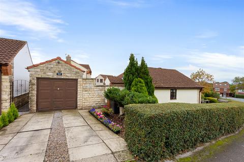 1 Castelo Grove, Pickering, YO18 7JU