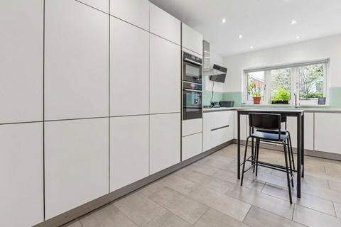 undefined, Acacia Road, Hampton TW12