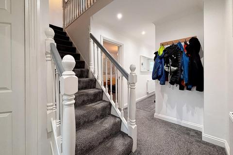 4 bedroom terraced house for sale, Waldren Close, Poole BH15