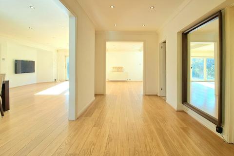 5 bedroom detached house for sale, Green Lane , Stanmore HA7