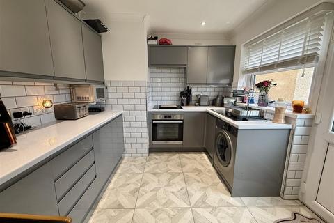 2 bedroom semi-detached bungalow for sale, Bryn Onnen, Aberdare CF44