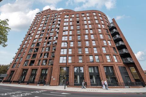 1 bedroom apartment for sale, Leamouth Road, East India, E14