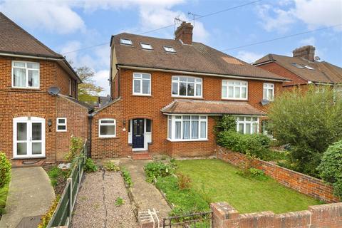 Old Kent Road, Paddock Wood