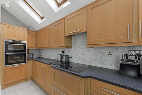 undefined, Old Kent Road, Paddock Wood