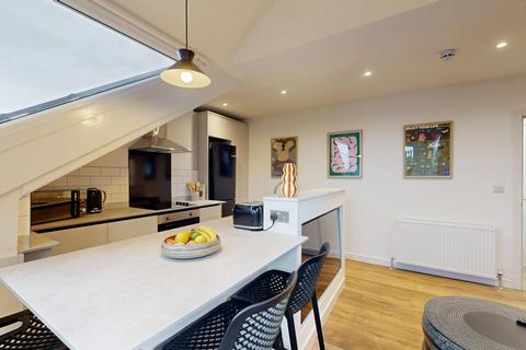 4 bedroom house to rent, 5b Chestnut Avenue, Leeds LS6