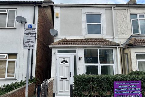 3 bedroom semi-detached house for sale, Mayors Walk, Peterborough PE3
