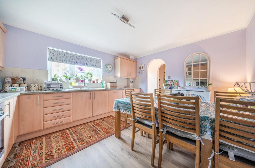 Kitchen/Dining