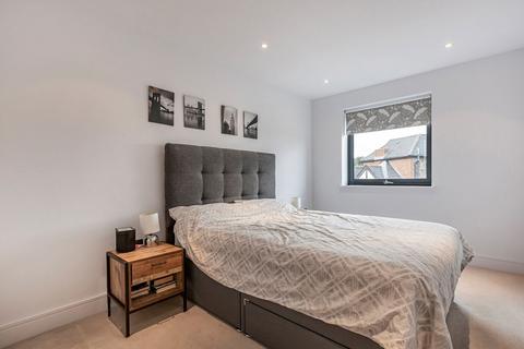undefined, Merton Road, London SW18