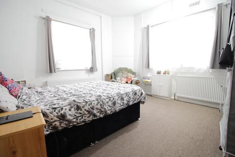 undefined, Baker Street, Luton LU1