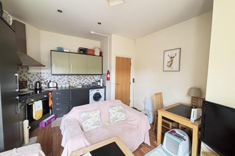 1 bedroom flat to rent, Brudenell Grove, Leeds LS6