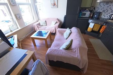 1 bedroom flat to rent, Brudenell Grove, Leeds LS6