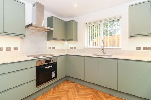3 bedroom semi-detached house for sale, Parnell Close, Abbots Langley, WD5