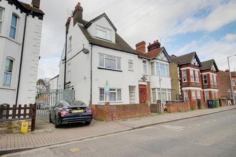 undefined, 27 Clarendon Road, Bedfordshire LU2