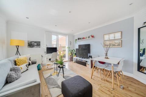 1 bedroom flat for sale, Redwood House, Thornton Road, Thornton Heath, Surrey, CR7