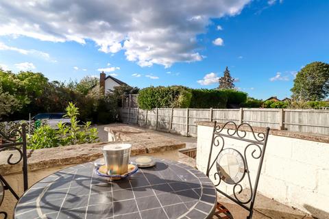 4 bedroom flat to rent, Tivoli, Cheltenham