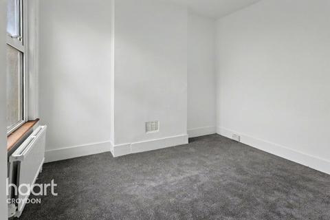 undefined, Sylverdale Road, CROYDON
