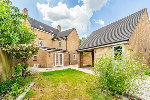 5 bedroom detached house for sale, Brooklands Avenue, Wixams - CHAIN FREE