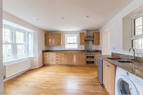 5 bedroom detached house for sale, Brooklands Avenue, Wixams - CHAIN FREE