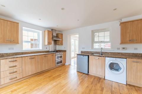 5 bedroom detached house for sale, Brooklands Avenue, Wixams - CHAIN FREE