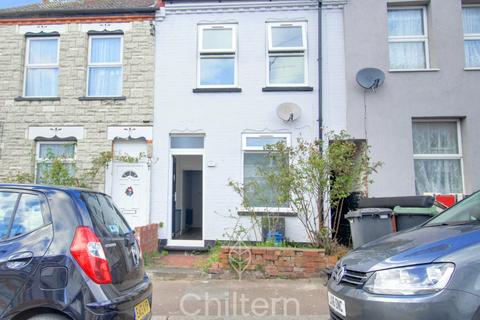 3 bedroom house to rent, Norman Road, Luton LU3