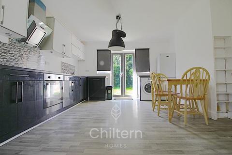 undefined, Mayne Ave, Luton, LU4