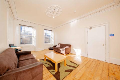 5 bedroom flat for sale, 32 (3FR) Castle Street, Dundee, DD1