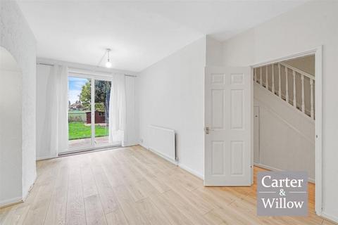 undefined, Dagenham Avenue, Essex