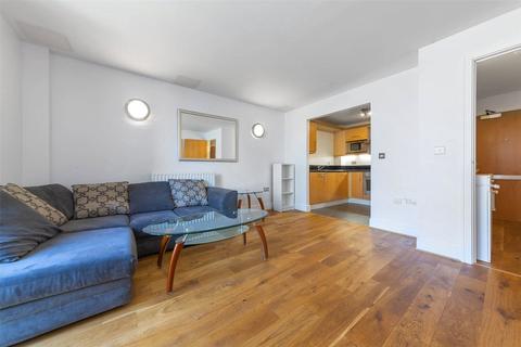 2 bedroom apartment to rent, Cassilis Road, London E14
