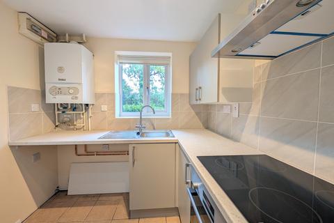 2 bedroom semi-detached house to rent, Ovett Close, Leisure Village, Kettering, NN15