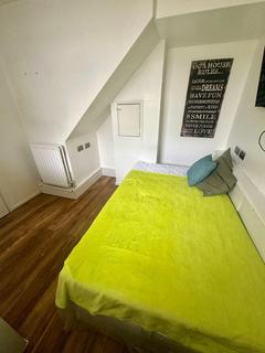 undefined, Bordon Walk, London SW15