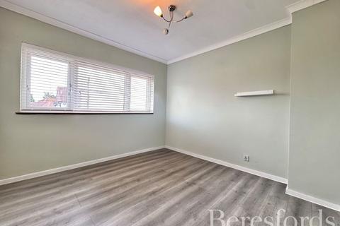 undefined, Trafalgar Road, Rainham, RM13